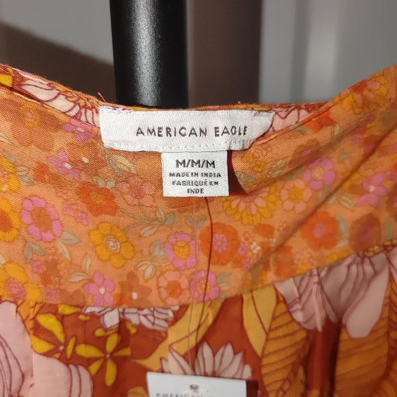 American Eagle Floral Orange Women's Top Size Medium - Picture 2 of 5